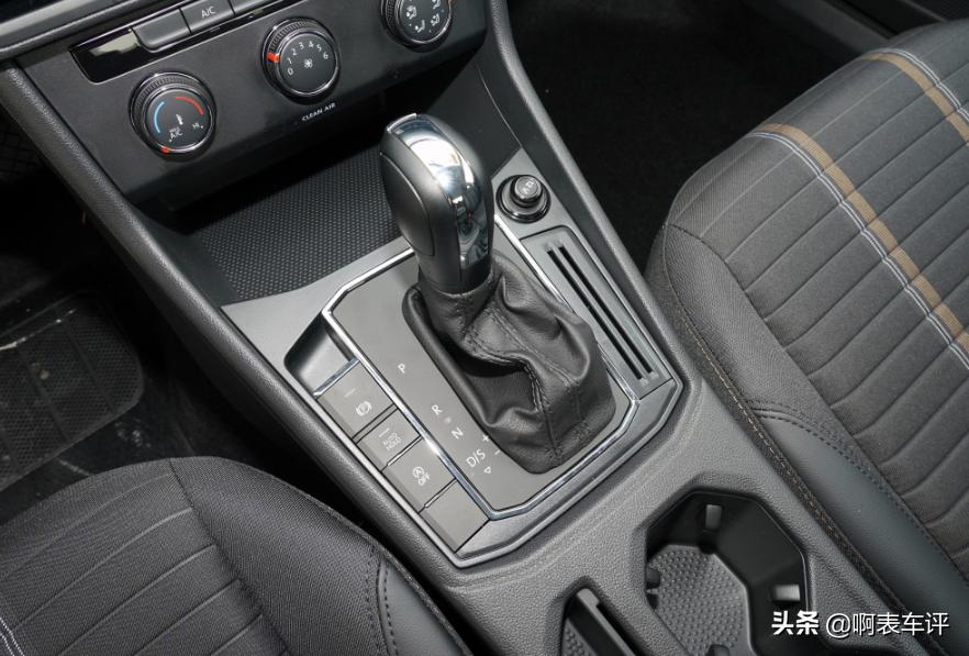 德系车朗逸性价比如何,德系家轿销量王大众朗逸