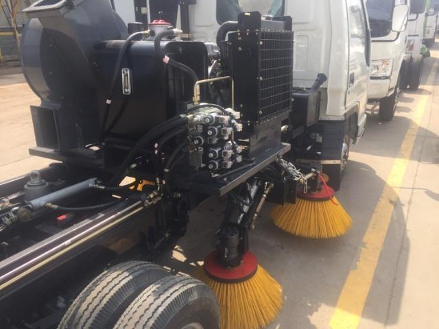 洒水车为什么要大量使用,洒水车为什么那么多人嫌弃