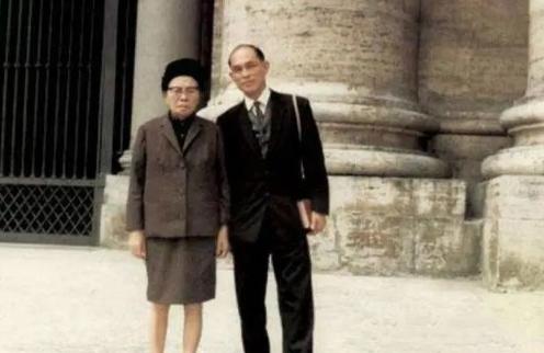 香港霍家身价多少亿,香港霍家家族