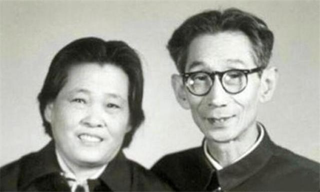 相声泰斗马三立大师告别舞台演出,相声名家马三立个人简历