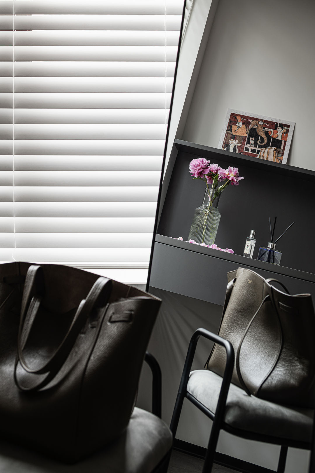 120平现代新中式设计越住越喜欢,大户型120平装修朴素舒适