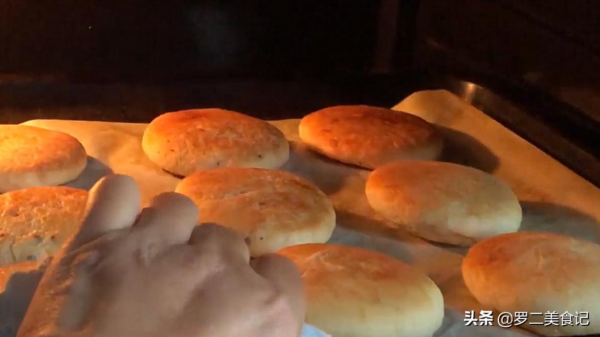 烧饼好吃的秘诀都在这里,早餐烧饼最简单的做法
