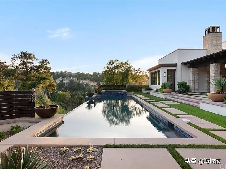 钻石吧离洛杉矶市区多远,钻石吧