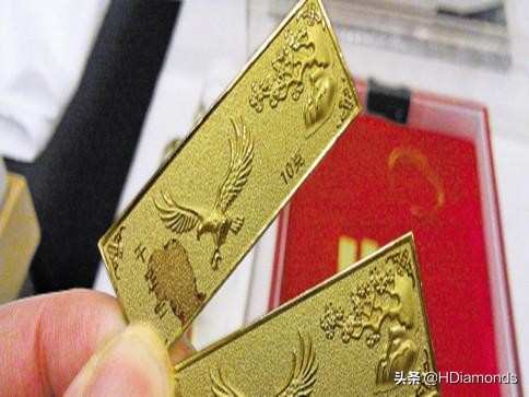 黄金有红色的锈是怎么回事,黄金会有锈斑吗