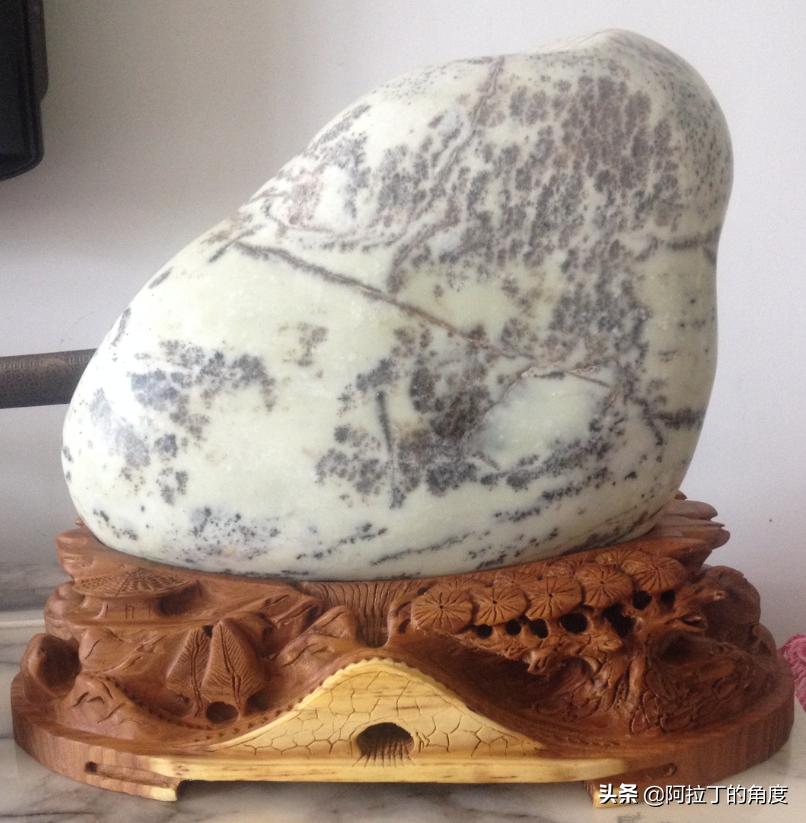 祁连山彩玉是玉吗,祁连山大峡谷彩玉