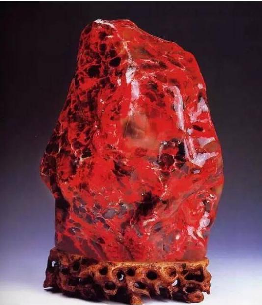 价值6亿的鸡血石,现在的鸡血石拍卖