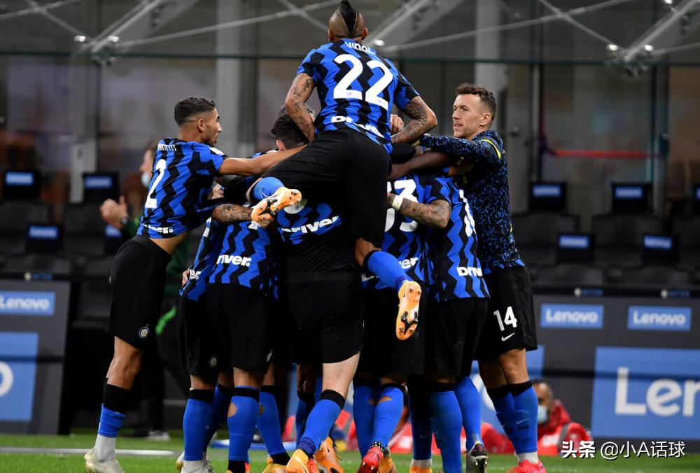 棣栬儨鍗㈠崱鐮撮棬缁濇潃鍥界背瀹㈠満閫嗚浆,閫嗚浆鐨囬┈鏇煎煄