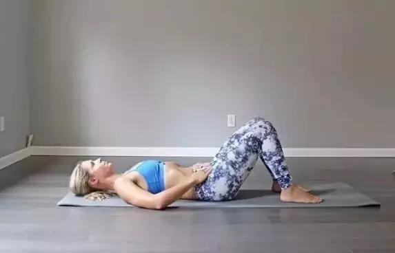 求实瑜伽丨肋骨外翻不止影响美观？！如何高效解决肋骨外翻？