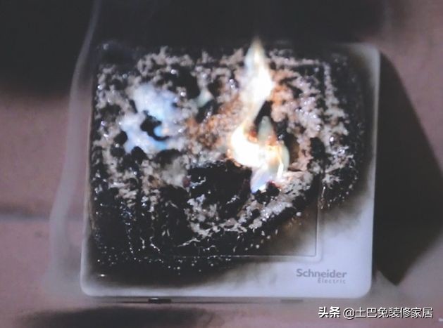 开关插座西门子和公牛哪个好,施耐德插座和公牛轨道插座哪个好