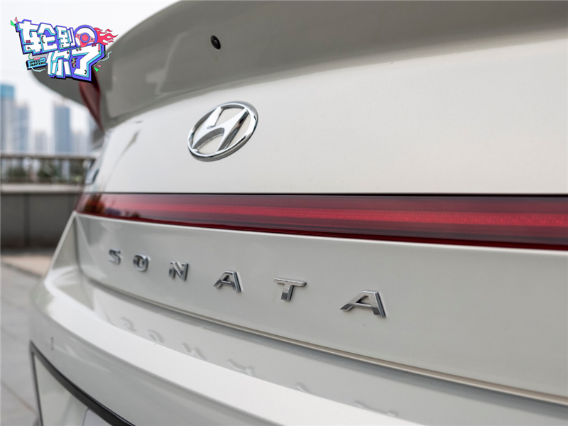 试驾索纳塔领先版,试驾第十代索纳塔有感