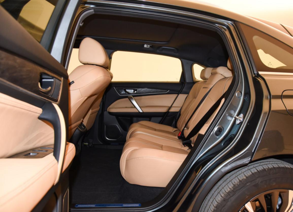 全新urv即将上市,新款urv曝光车身加长主打轻奢主义