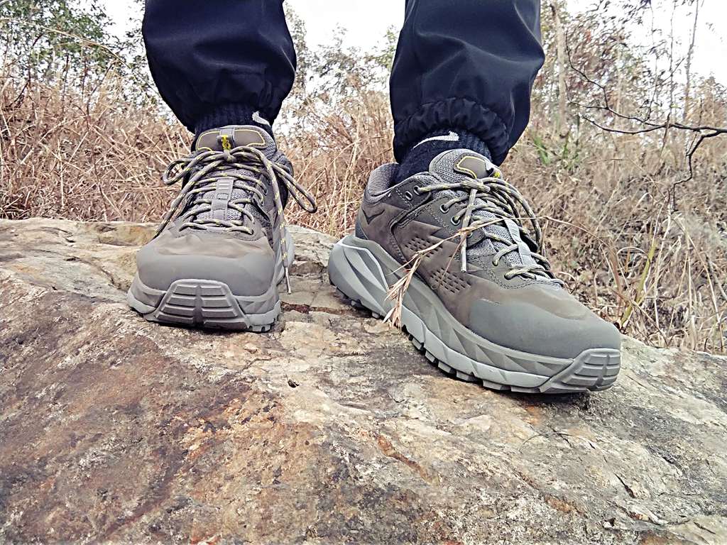 hokaoneonesky户外鞋评测,hokaoneone登山鞋测评
