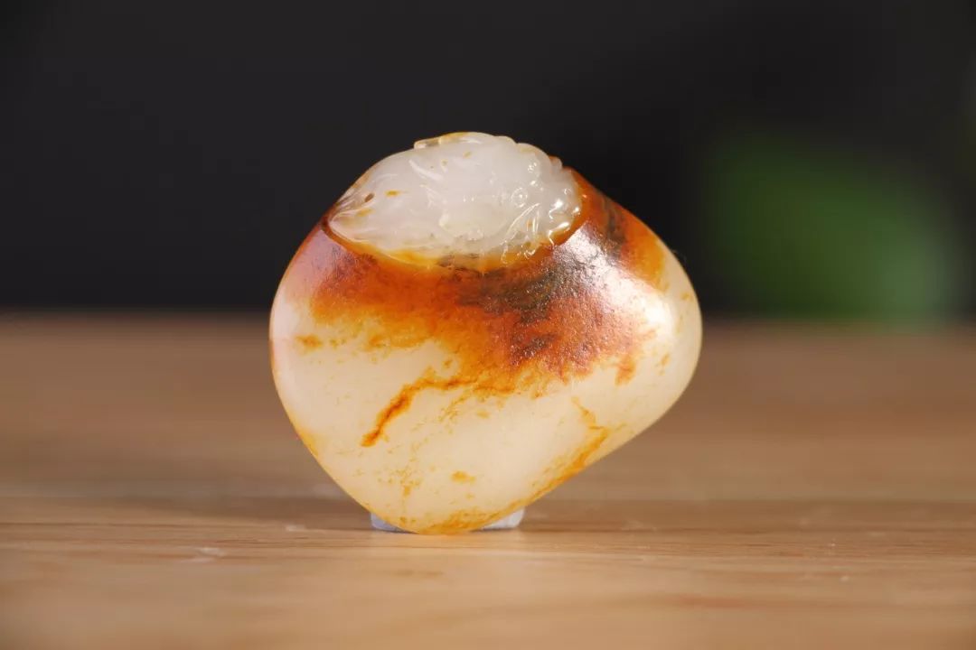 新疆羊脂玉有什么特征怎么鉴别,羊脂玉球兰叶片特征