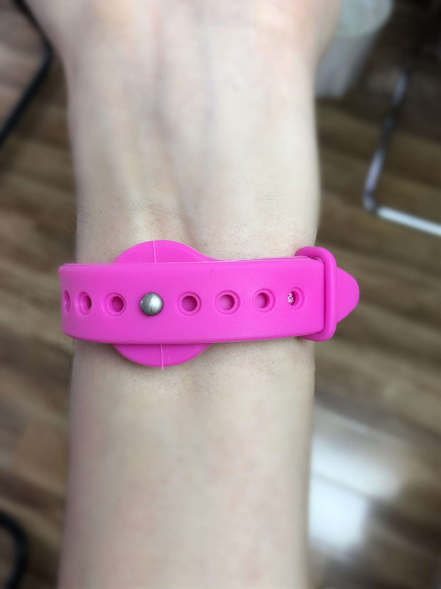 孕妇在妊娠早期常伴有孕吐，该如何缓解？