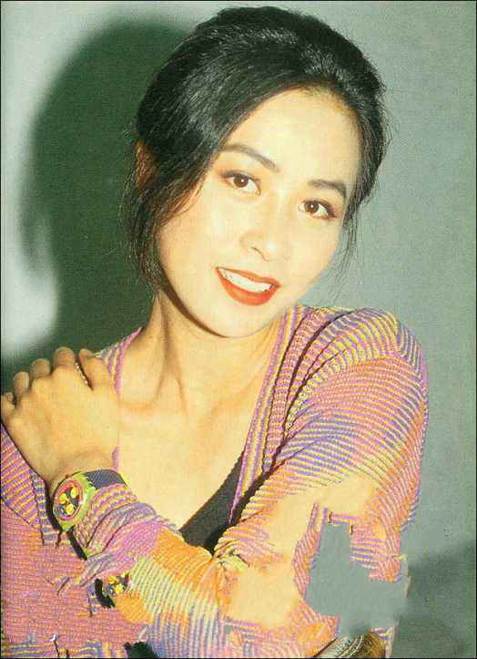 1990年刘嘉玲被3名男子绑架，12年后绑匪泄露了她的裸照