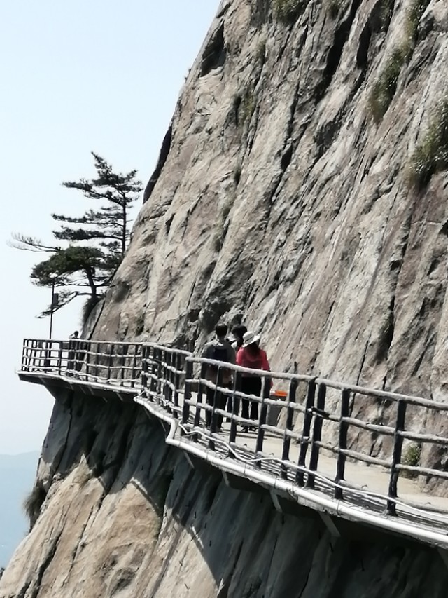 明堂山上名堂多图片,明堂山有名堂