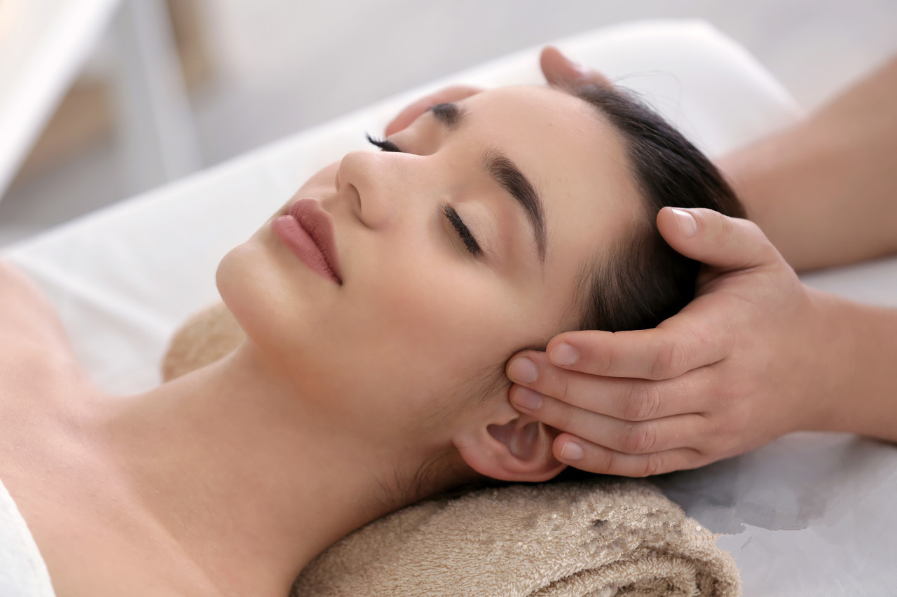 脸上有三个美容穴按多久有效,脸上穴位按揉美容养颜