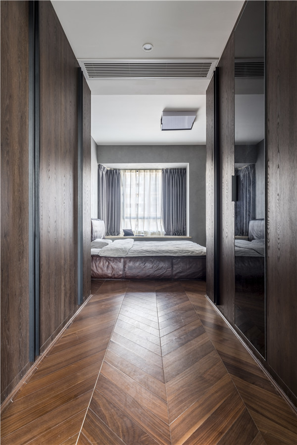 140平米空间设计,现代极简风小户型装修一镜到底