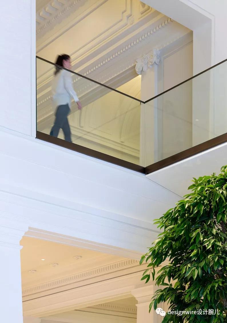 全球第一家苹果水上直营店在哪里,全球第一水上零售店