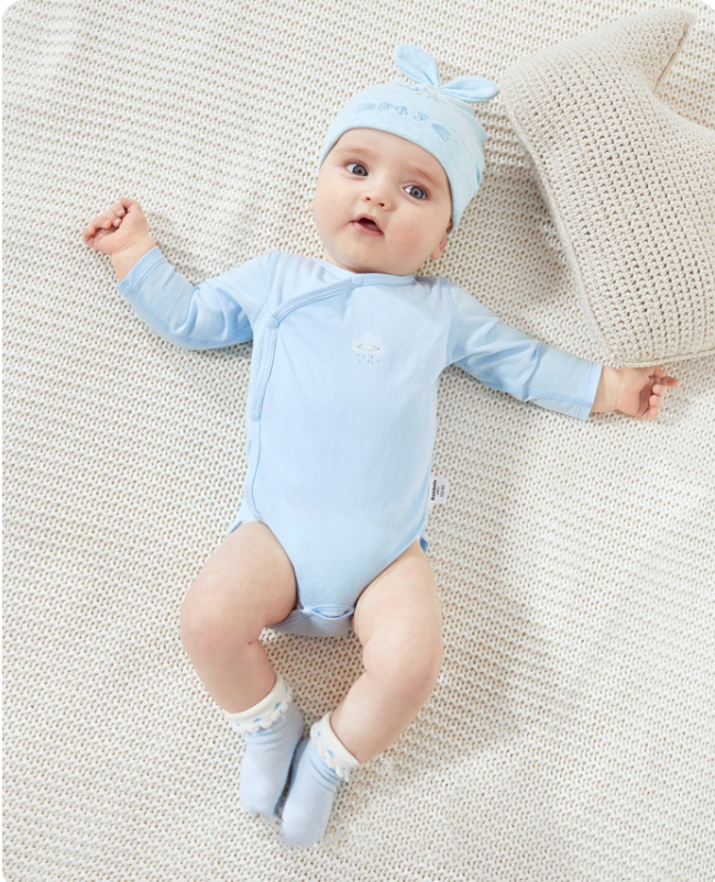 宝宝洗澡必需品,如何使用洗澡神器给宝宝洗澡