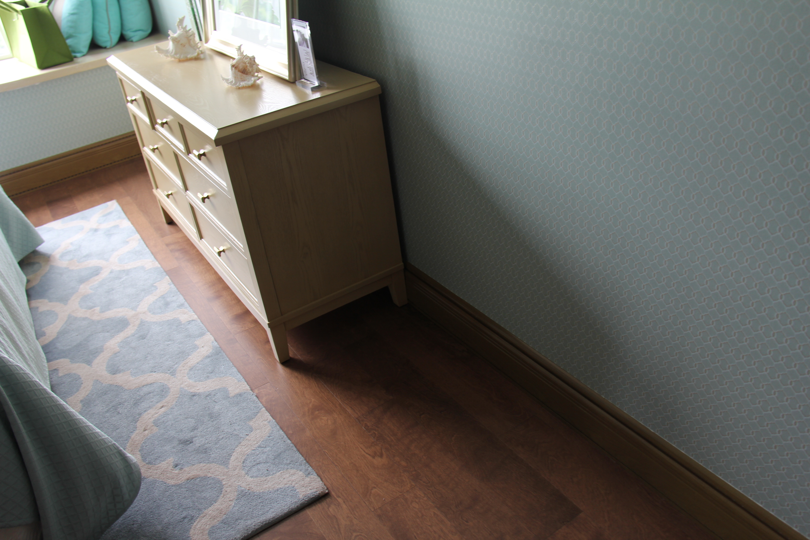 踢脚暖用什么加热器,踢脚暖的正确使用方法