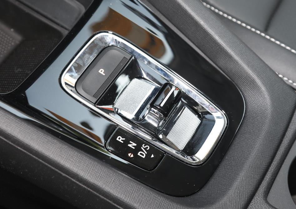 15万想换家用suv这几款真香,十万预算这三款家轿最多人买