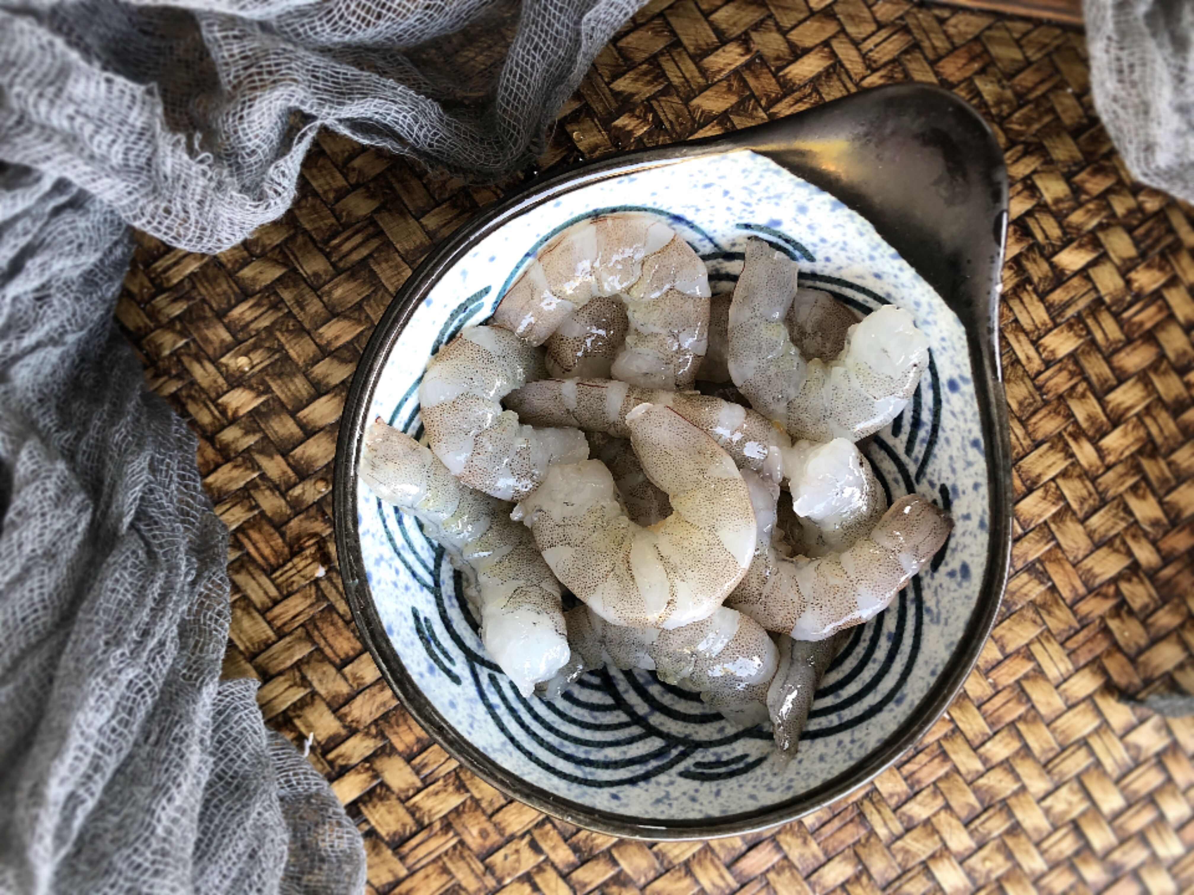 活虾仁怎么去虾壳不用冰箱,剥虾仁小妙招视频观看