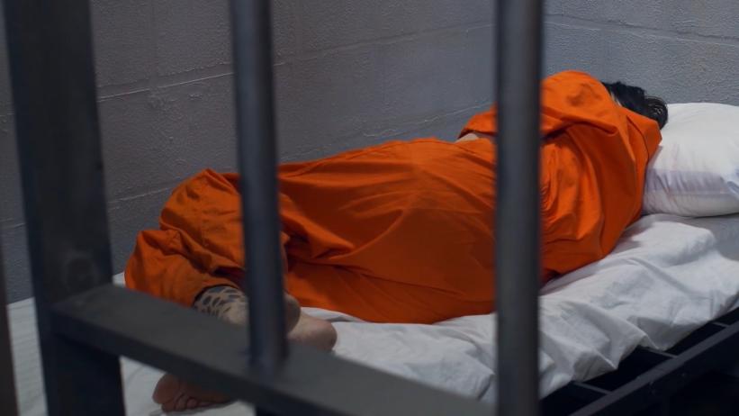 2010年，33人出海钓鱿，却只回来11人，他们经历了什么？