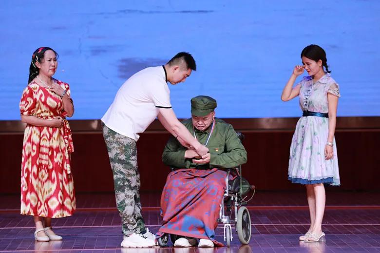 *疆新**兵团四师可克达拉市举办庆祝中国*产党共**成立100周年专题晚会暨职工文艺汇演颁奖晚会