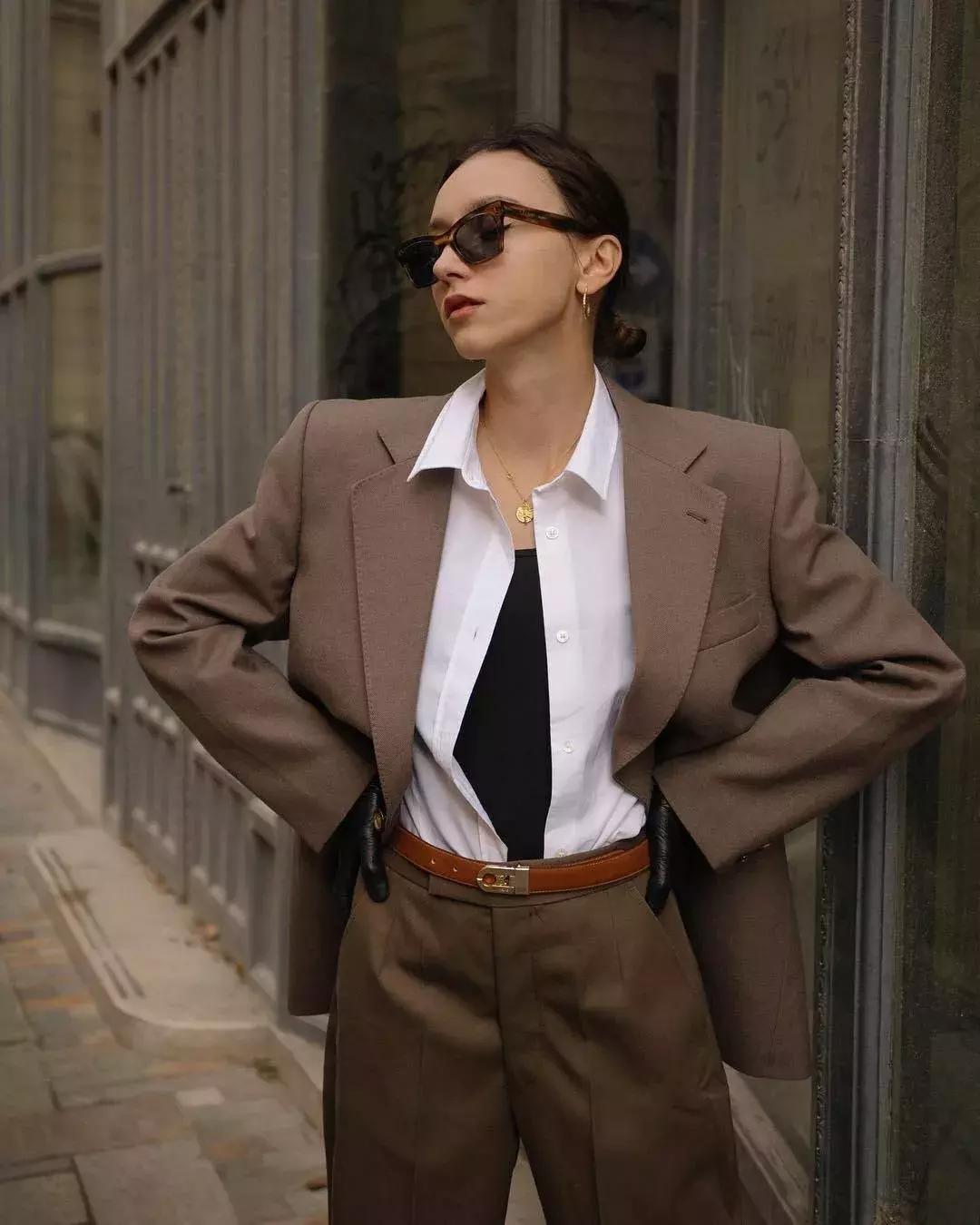 今年夏天这么穿立刻显瘦20斤,130斤穿什么样的外套显瘦