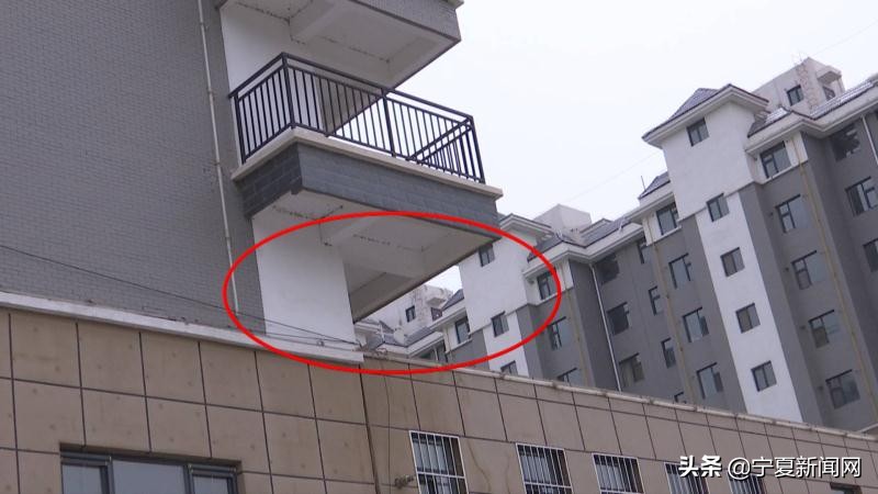 固原一女士在银川买房，和合同平面图不一样，开发商表示：不承担责任