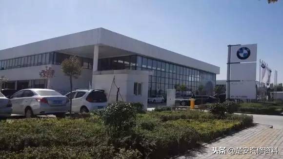 从修车店起家发展二手车店,从一个学徒在4s店干十年修车