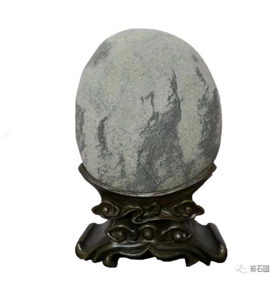 不瞒你说，这些石头你去了主人家里都未必能看到