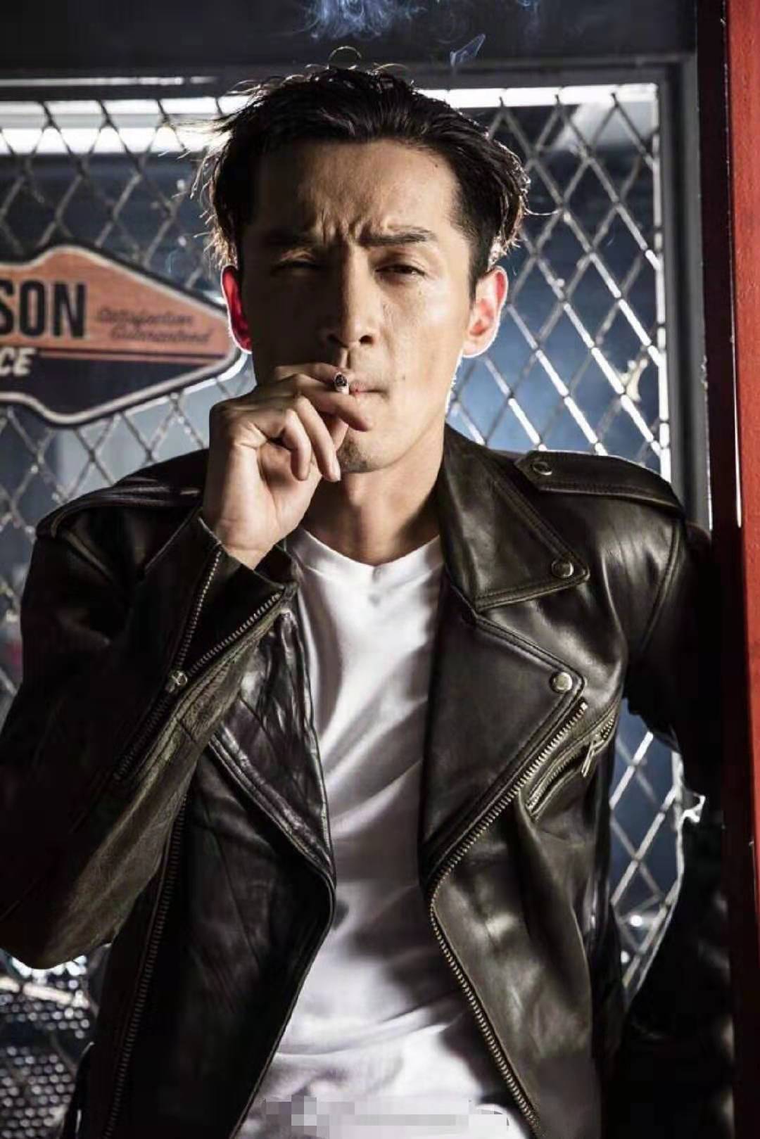 时尚流行的皮衣,时尚潮流真皮皮衣