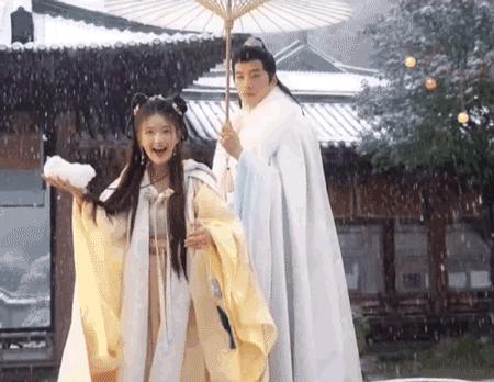 赵露思和徐开骋造型,赵露思徐开骋红衣古装