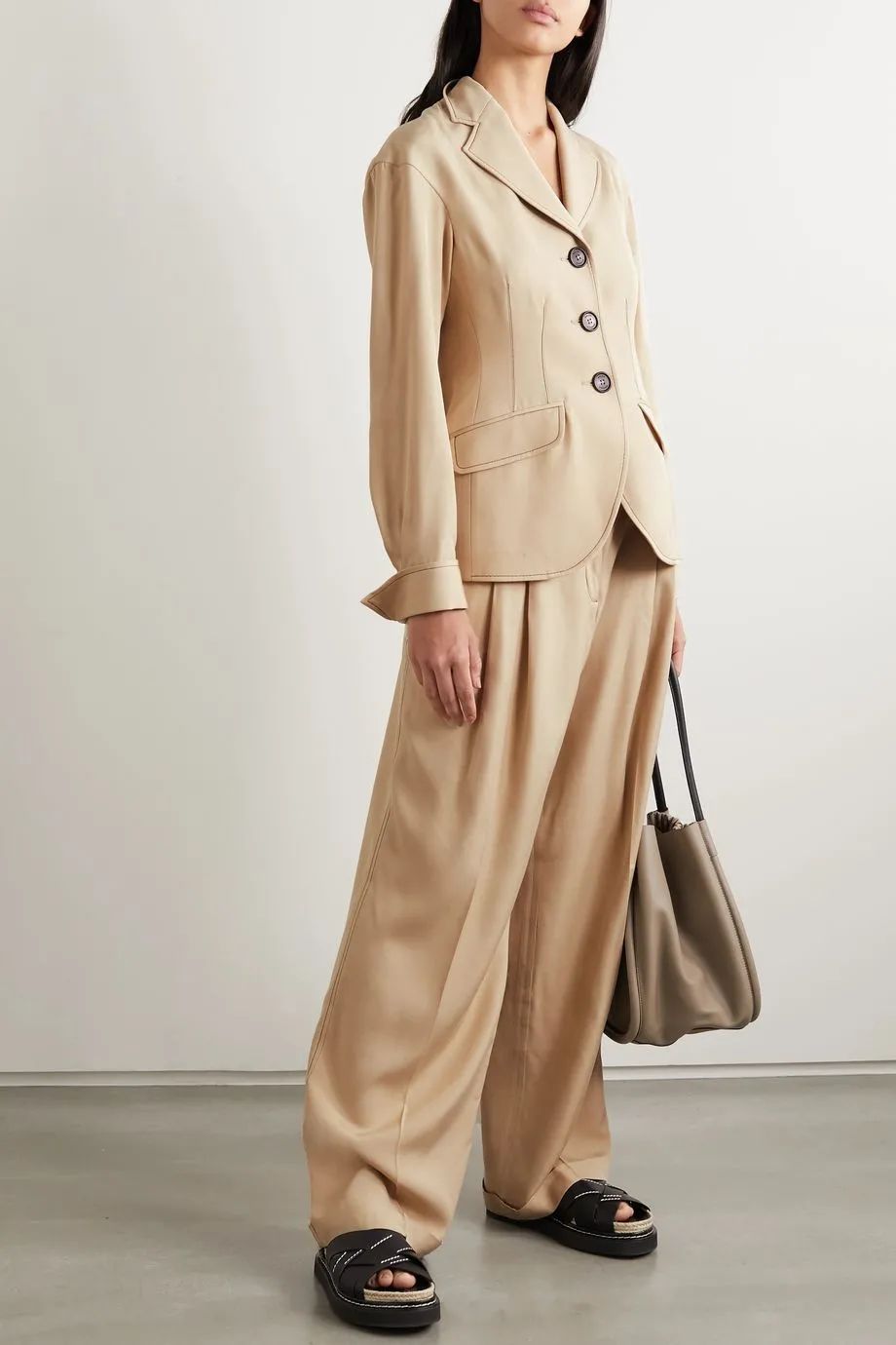 巴黎时装周2020尝鲜视频,巴黎时装周的潮流元素