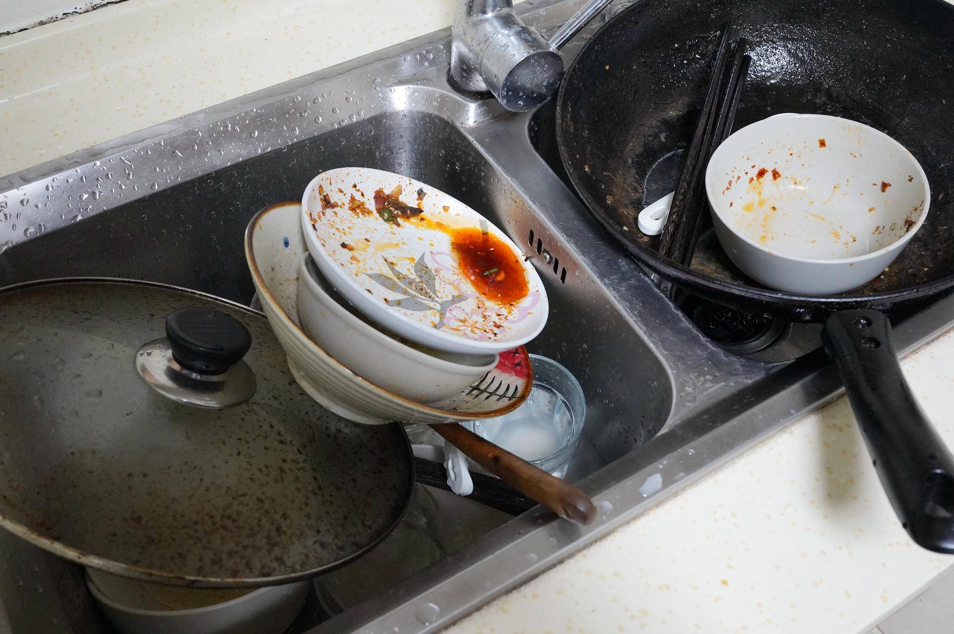 解放双手洗碗机图片,海尔eyw13028洗碗机测评