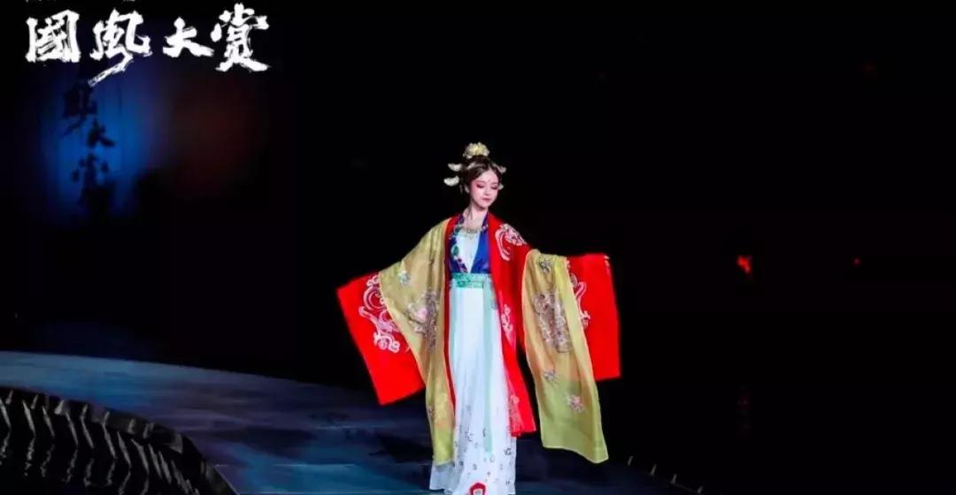 jk汉服lo裙三合一,斗篷汉服lo裙