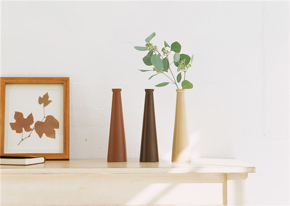 大白墙用什么颜色的相框,大白墙适合什么风格的相框