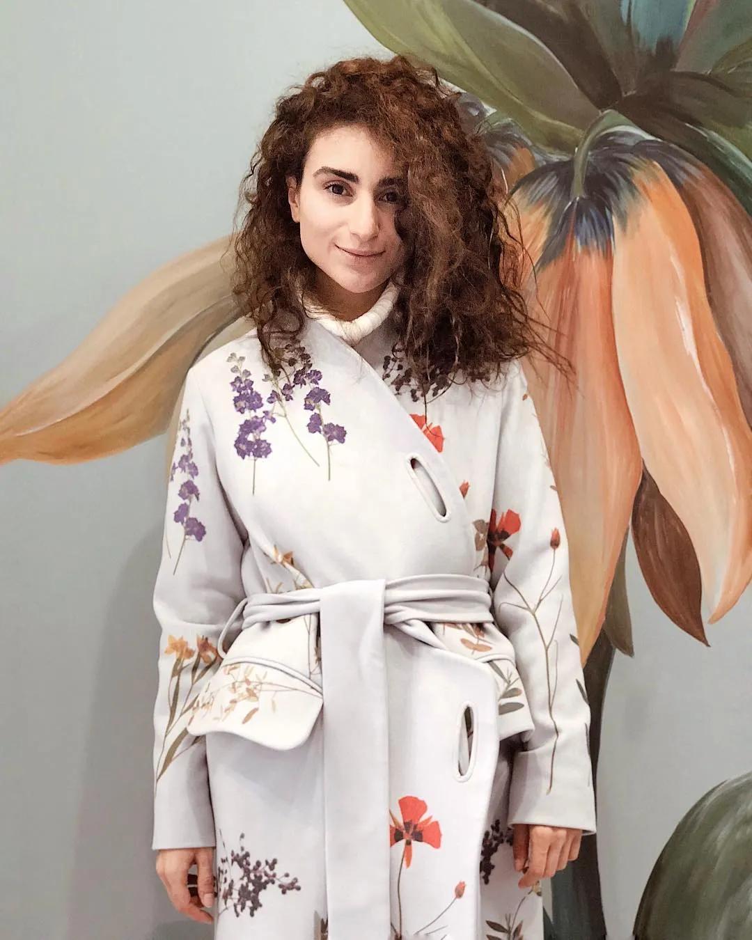 花卉墙绘,墙绘花卉色彩作品