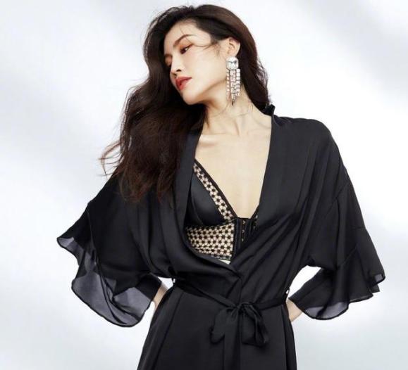 熊黛林被郭富城抛弃的原因,与郭富城分手后的熊黛林活出自我