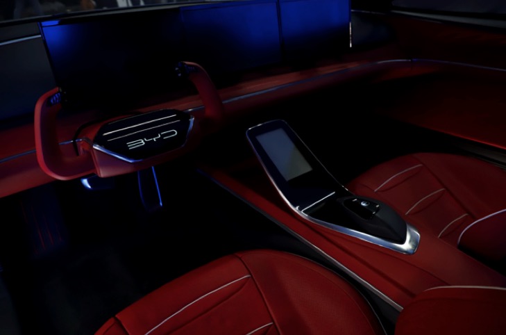 三位世界级顶尖设计师齐聚比亚迪,比亚迪三大外观设计师