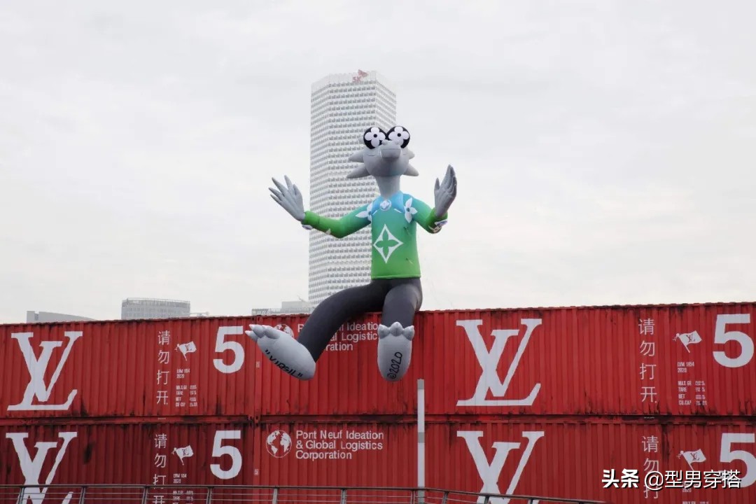 lv抄袭中国图案被起诉,virgilabloh