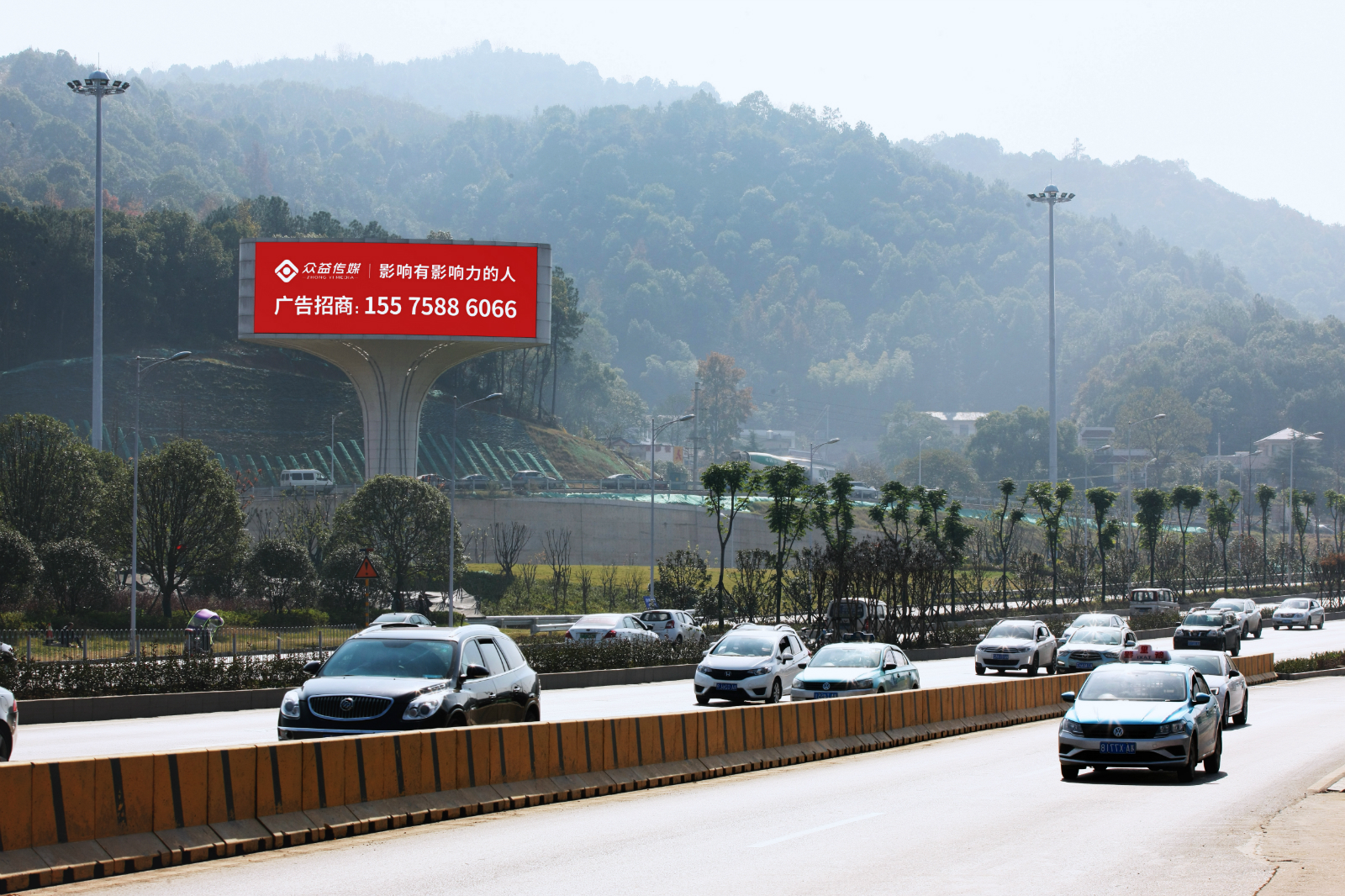 哪些广告属于户外广告,传统户外广告值得投放么