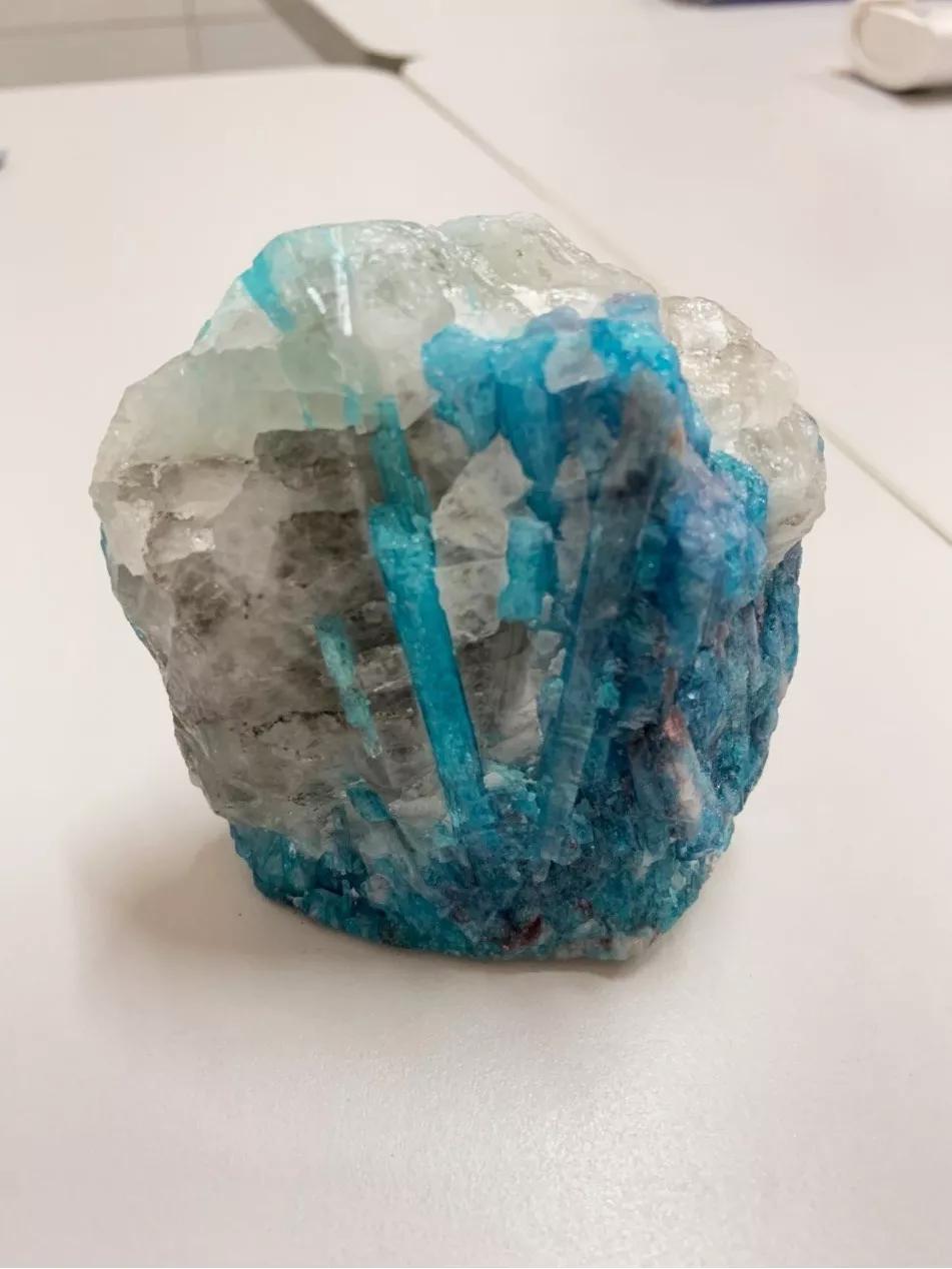 红色彩宝有哪些,红色彩宝都有哪几种