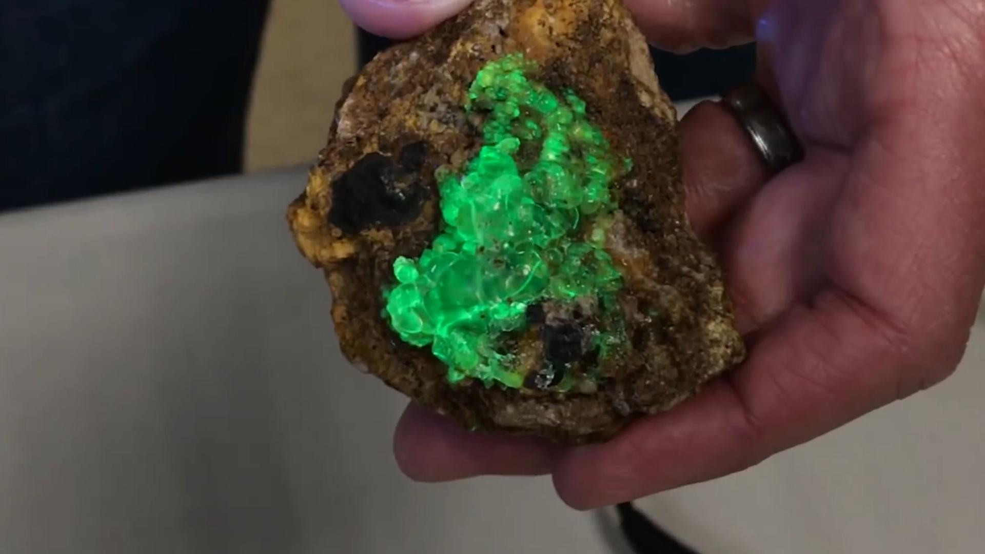 浙江发现500万吨夜明珠，矿床会产生辐射吗？对人体是否有害？