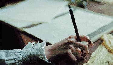 一边输液一边陪娃写作业,一边输液一边写作业