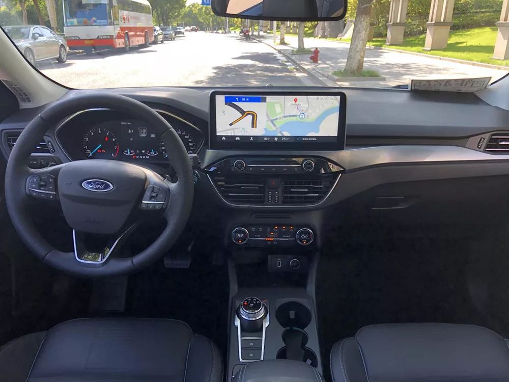 开福克斯跑山,开福克斯两厢乐趣