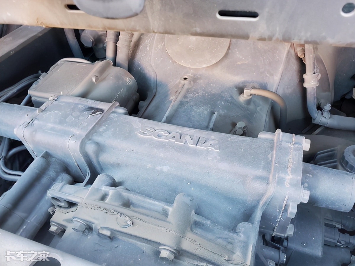 斯堪尼亚高速120公里,120万的斯堪尼亚视频