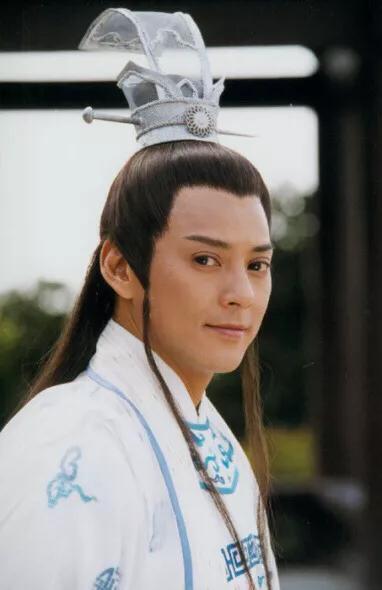 明星爆料娱乐圈有人吸毒,娱乐圈吸毒被爆出来的明星